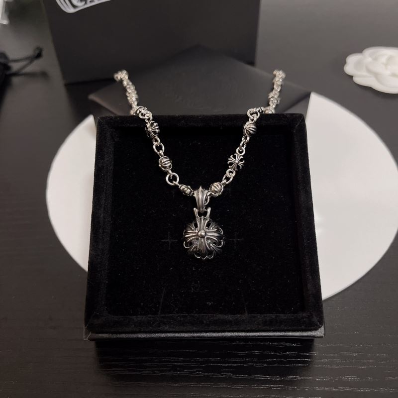 Ch**me He**ts necklaces